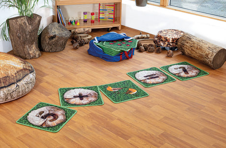 Natural World™ Indoor/Outdoor Counting Carpet Tiles with holdall - Pack of 35