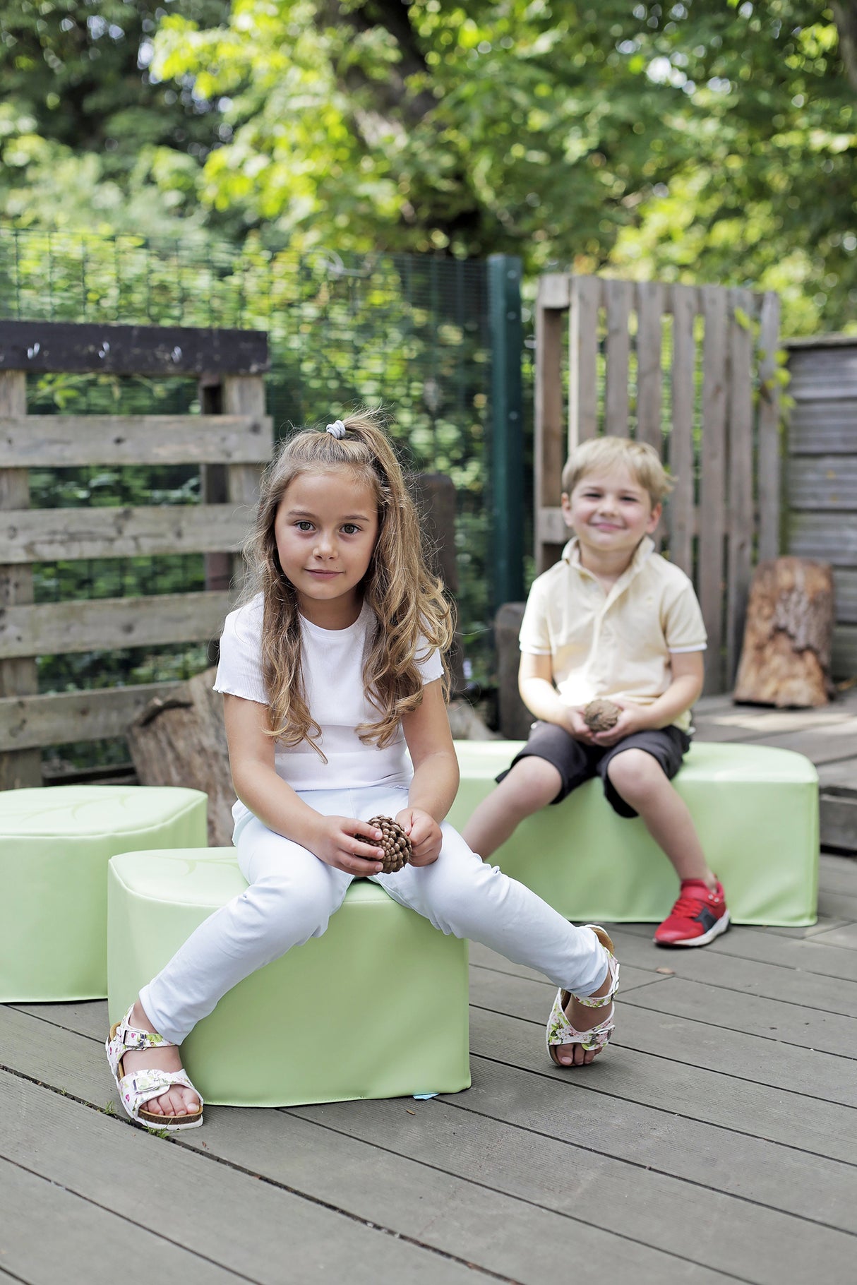 Natural World™ Double Leaf Seat